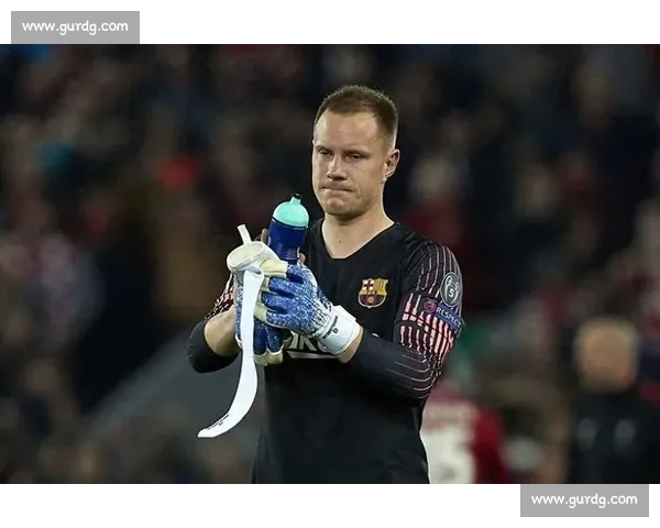 特尔施特根度假暗藏转会玄机？巴萨门神未来何去何从